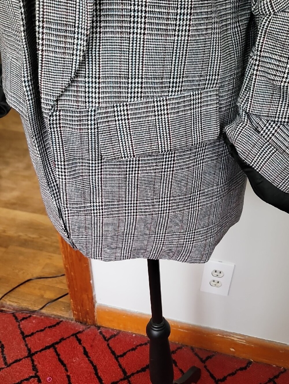Retro Shinestar Black and White Plaid Open-Front Blazer - Picture 6 of 14